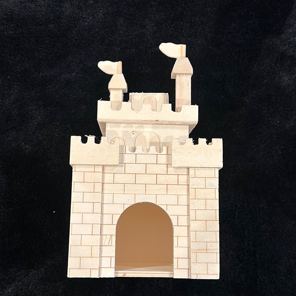 Brand new Make Market wood bird house